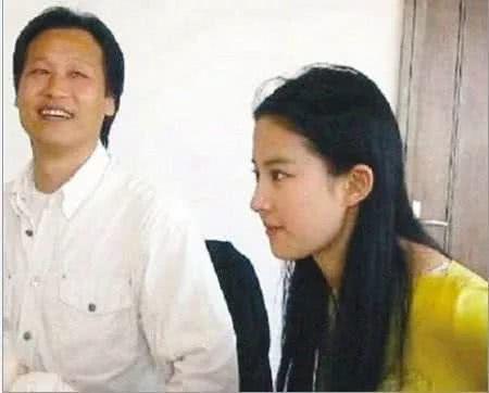 娱乐圈夫妇吃瓜,娱乐圈夫妇甜蜜瓜料大揭秘！